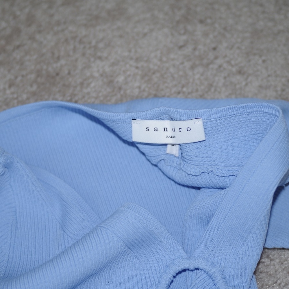 Sandro Sweater Top with Round Detail 1/2 XS S NEW - Picture 10 of 10